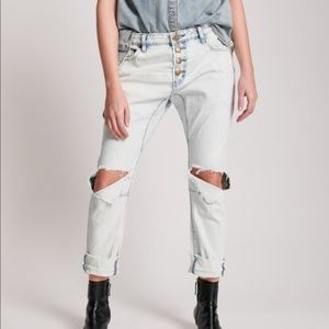 Anthropologie One Teaspoon Florence Saints Boyfriend Jeans